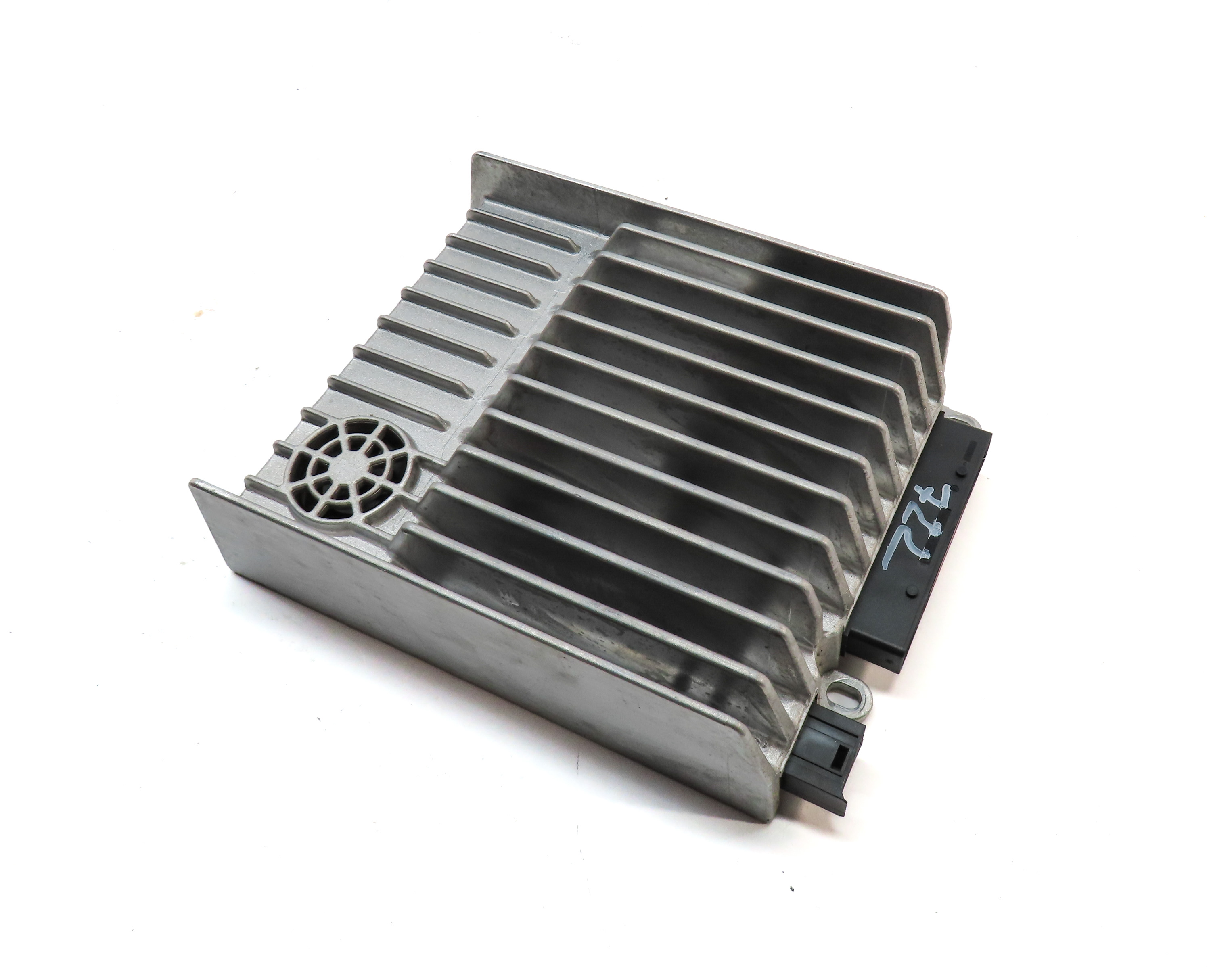 2012-2015 MERCEDES C E G GLK CLASS (W204 W212 X204 X463) BECKER AUDIO AMPLIFIER — exact item pictured